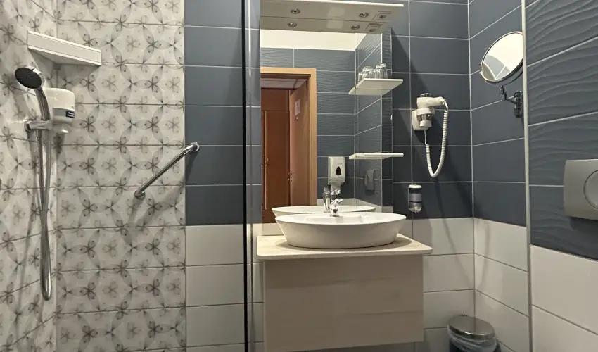 Hotel Ngy vszak Hajdszoboszl - Mjus 1.