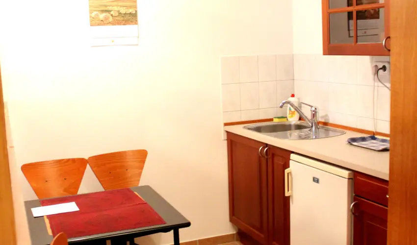 Hotel Ovit Keszthely - Termszetkzeli Majlis a Balaton s Hvz tallkozsnl (min. 3 j)