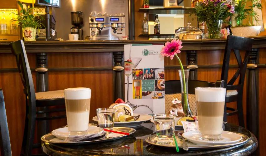 Palace Hotel  Hvz - Majlis 