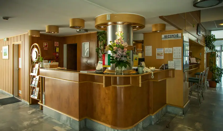 Hotel Panoráma Balatongyörök Balatongyörök - Majális (min. 2 éj)