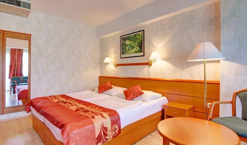 Hotel Panoráma Balatongyörök Balatongyörök - Majális (min. 2 éj)