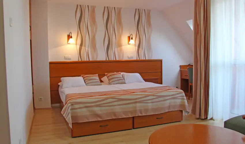 Hotel Panoráma Balatongyörök Balatongyörök - Majális (min. 2 éj)