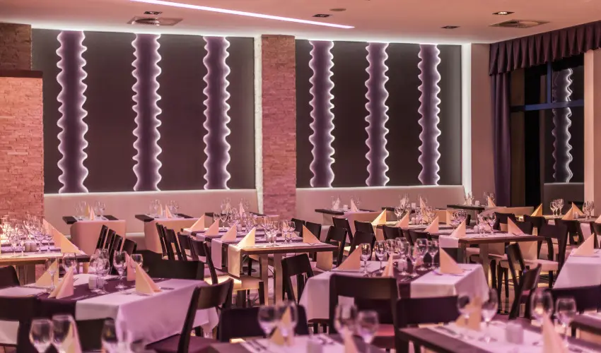 Prmium Hotel Panorma Sifok - Aranyparti majlis (min. 2 j)