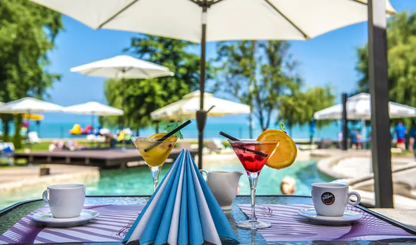 Prmium Hotel Panorma Sifok - Aranyparti majlis (min. 2 j)