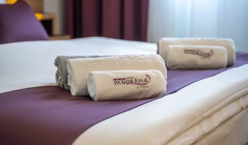 Pr�mium Hotel Panor�ma Si�fok - Aranyparti maj�lis