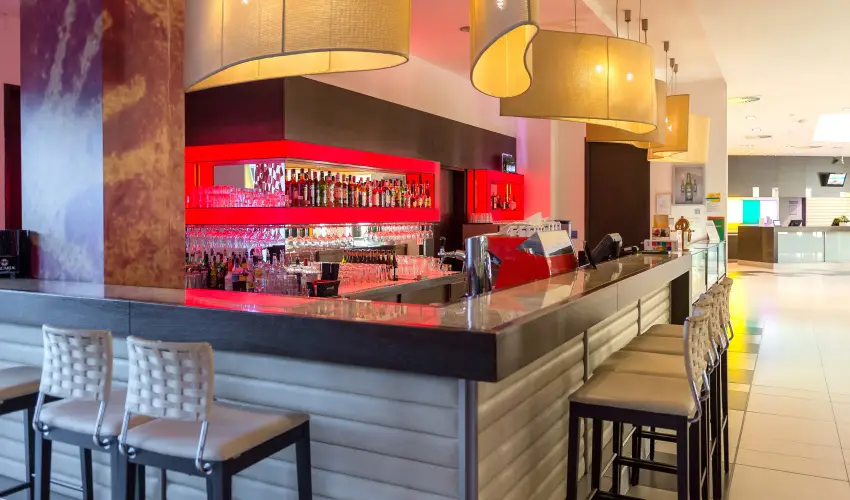 Park Inn by Radisson Srvr Resort & Spa Srvr - Majlis (min. 2 j)