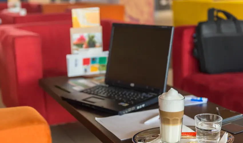 Park Inn by Radisson Srvr Resort & Spa Srvr - Majlis (min. 2 j)