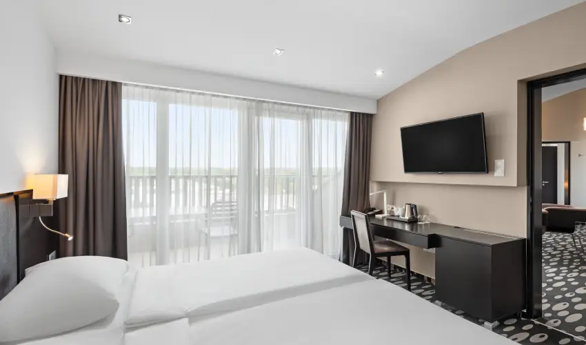 Park Inn by Radisson S�rv�r Resort & Spa S�rv�r - Szabads�g bekapcsolva (min. 2 �j)