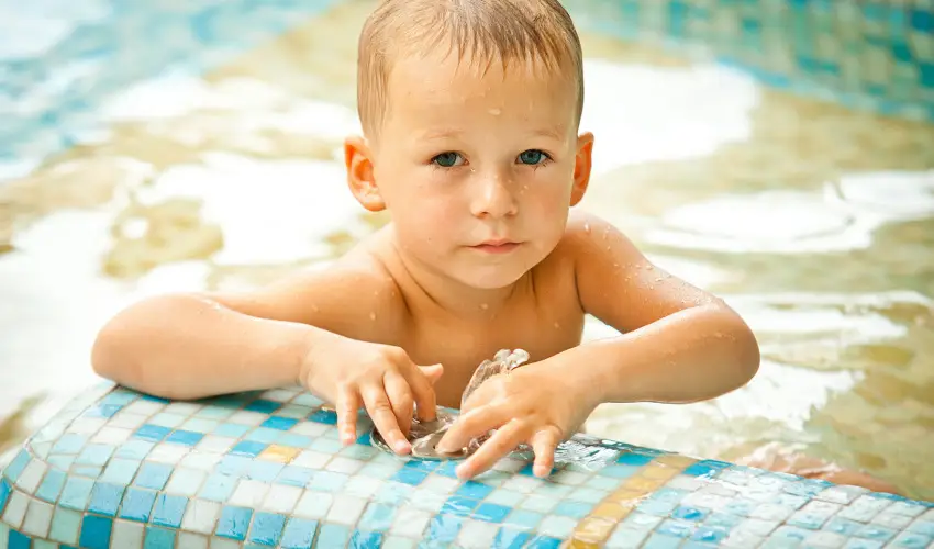 Hotel Piroska Bk, Bkfrd - Mjus 1.