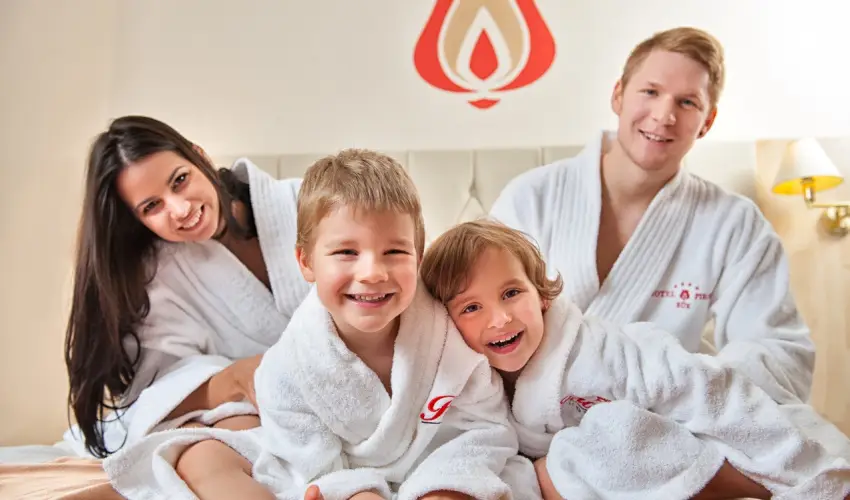 Hotel Piroska Bk, Bkfrd - Mjus 1.