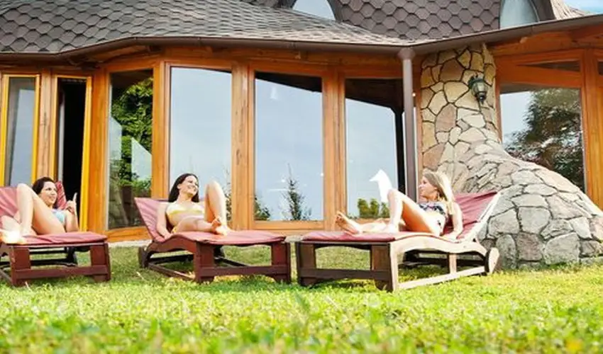 Hotel Piroska Bk, Bkfrd - Mjus 1.