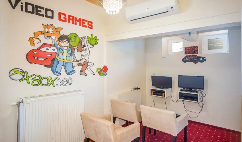 Hotel Piroska Bk, Bkfrd - Mjus 1.