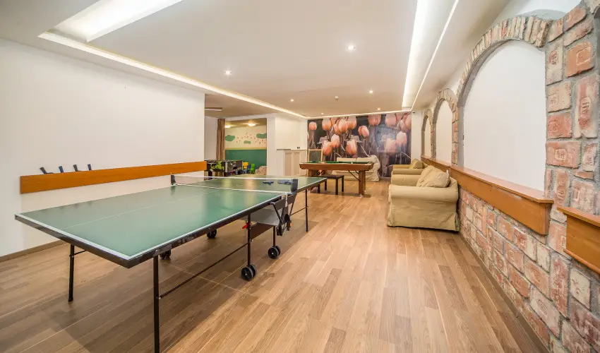 Hotel Piroska Bk, Bkfrd - Mjus 1.