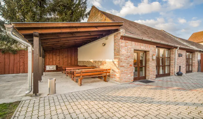 Hotel Piroska Bk, Bkfrd - Mjus 1.