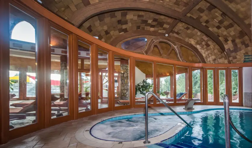 Hotel Piroska Bk, Bkfrd - Mjus 1.