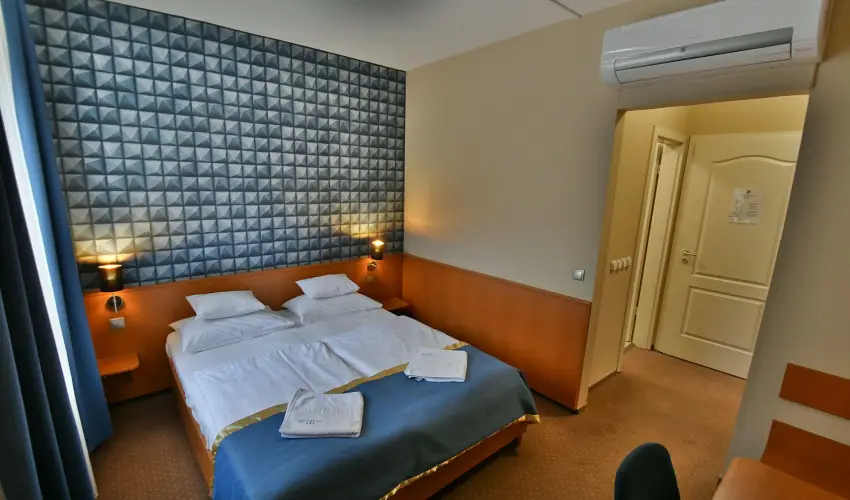 Hotel Platn Szkesfehrvr Szkesfehrvr - Mjus 1.