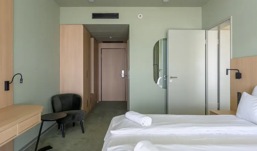 Hotel Princeps S�toralja�jhely - M�jus 1.