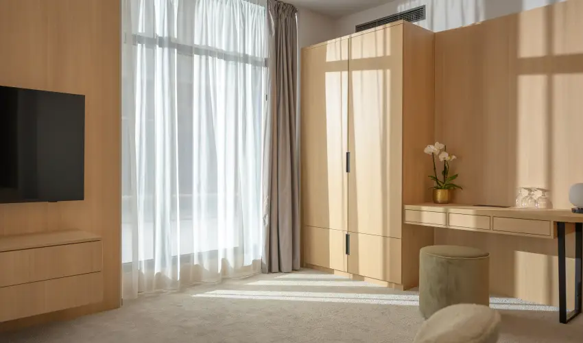 Hotel Princeps S�toralja�jhely - M�jus 1.