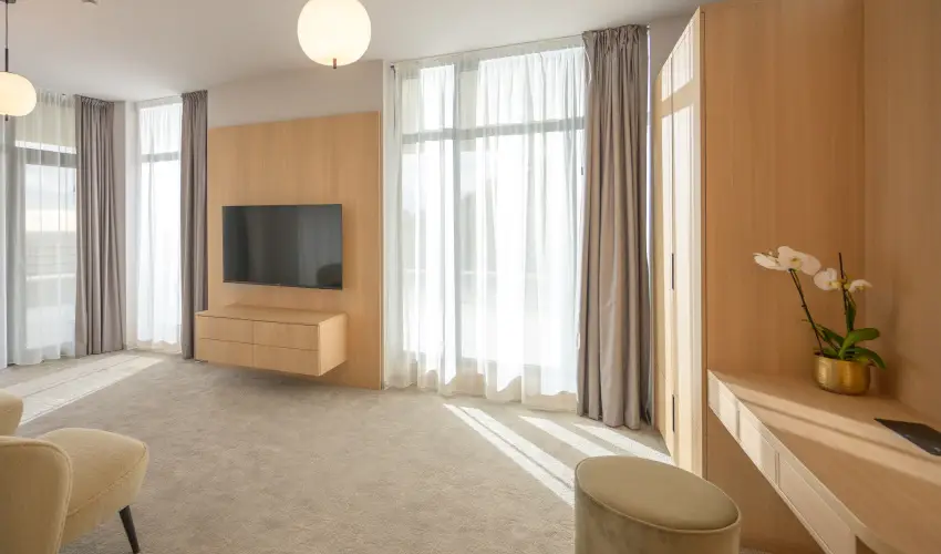 Hotel Princeps S�toralja�jhely - M�jus 1.