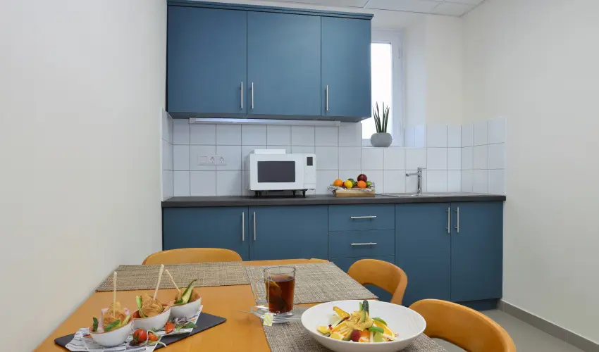 Danubius Hotel Rba Gyr - Mjus 1. - teljes elrefizetssel