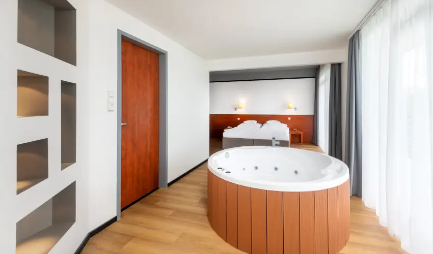 Hunguest B�k B�k, B�kf�rd� - M�jus elseje B�kf�rd�n all inlusive ell�t�ssal (min. 3 �j)