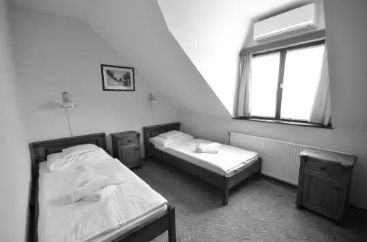 R�v�sz Hotel, �tterem & Rosa Spa - M�jus 1. 