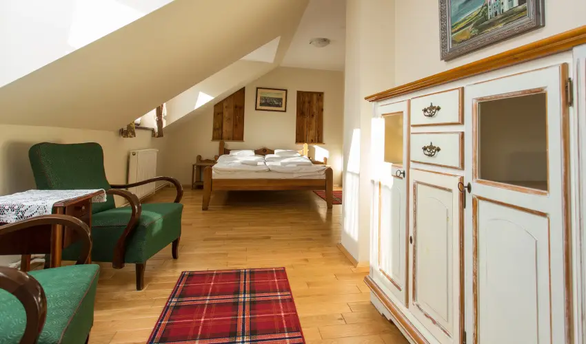 Rvsz Hotel, tterem & Rosa Spa Gyr - Mjus 1. 