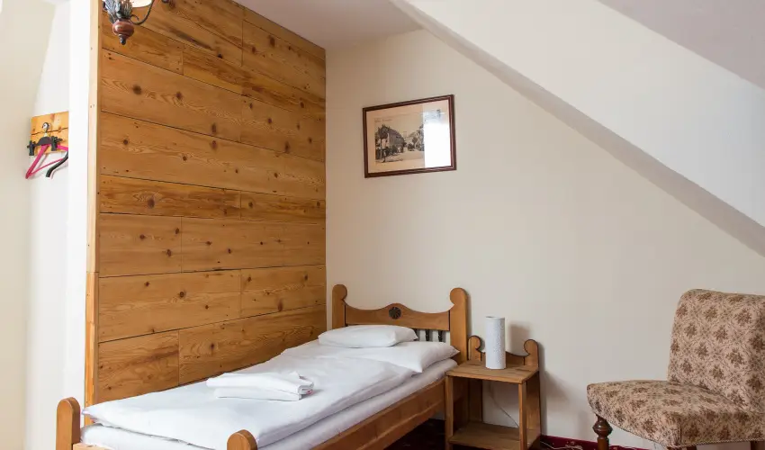 Rvsz Hotel, tterem & Rosa Spa Gyr - Mjus 1. 