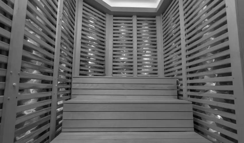 R�v�sz Hotel, �tterem & Rosa Spa Gy�r - M�jus 1. 