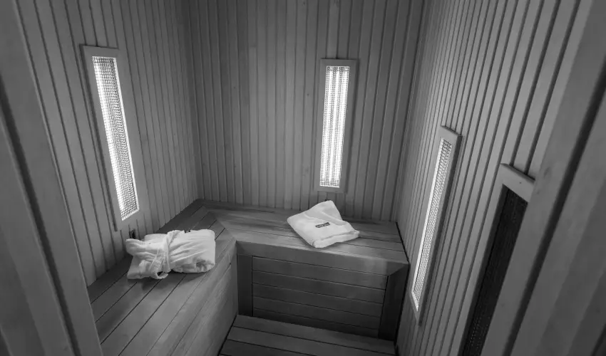 R�v�sz Hotel, �tterem & Rosa Spa Gy�r - M�jus 1. 