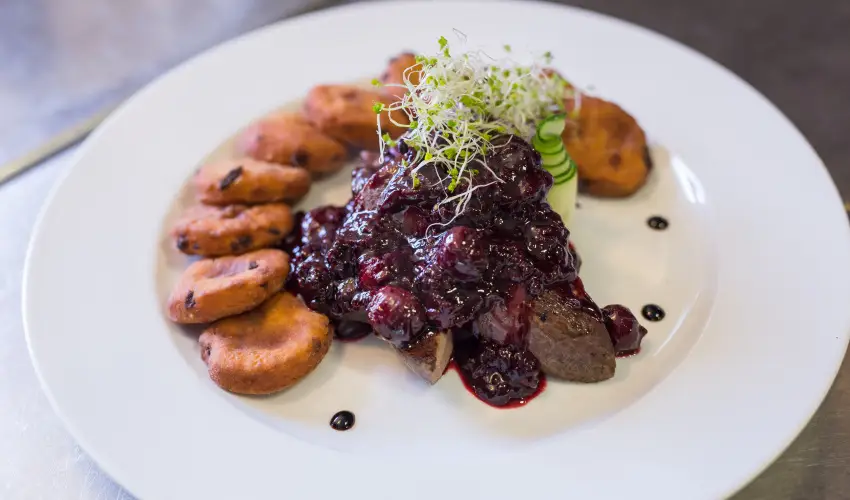 Rvsz Hotel, tterem & Rosa Spa Gyr - Mjus 1. 