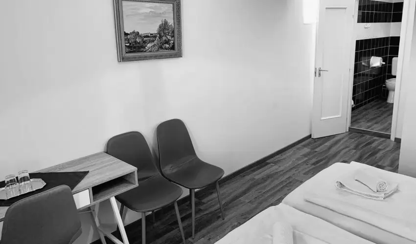 R�v�sz Hotel, �tterem & Rosa Spa Gy�r - M�jus 1. 