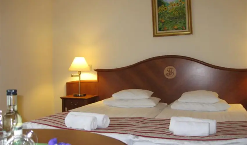 Sante Hvz Hvz - Mjus 1. (min. 2 j)