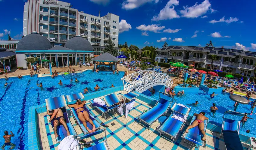 Silver Hotel Hajdszoboszl - Mjus 1. - specilis elrefizetssel