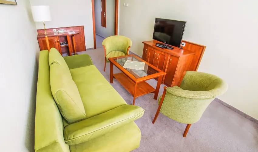 Silver Hotel Hajdszoboszl - Mjus 1. - specilis elrefizetssel