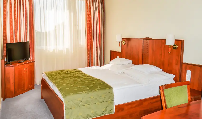 Silver Hotel Hajdszoboszl - Mjus 1. - specilis elrefizetssel