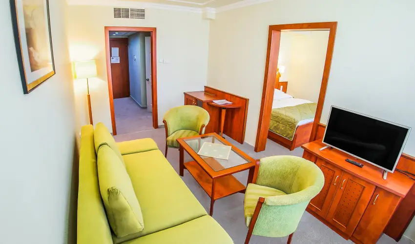 Silver Hotel Hajdszoboszl - Mjus 1. - specilis elrefizetssel