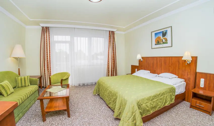 Silver Hotel Hajdszoboszl - Mjus 1. - specilis elrefizetssel