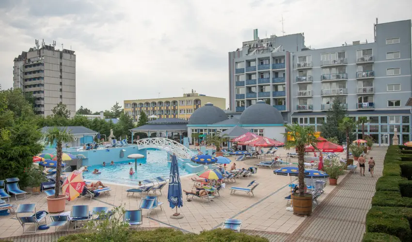 Silver Hotel Hajdszoboszl - Mjus 1. - specilis elrefizetssel