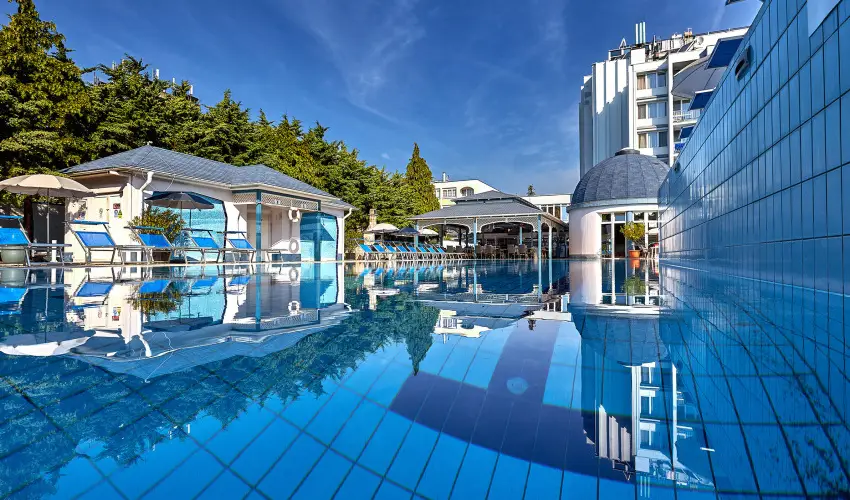 Silver Hotel Hajdszoboszl - Mjus 1. - specilis elrefizetssel