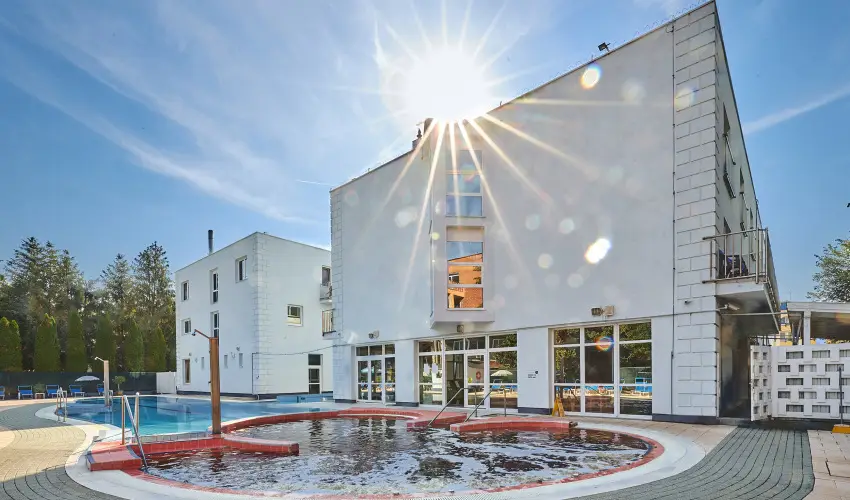 Silver Hotel Hajdszoboszl - Mjus 1. - specilis elrefizetssel