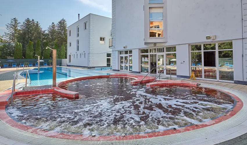 Silver Hotel Hajdszoboszl - Mjus 1. - specilis elrefizetssel