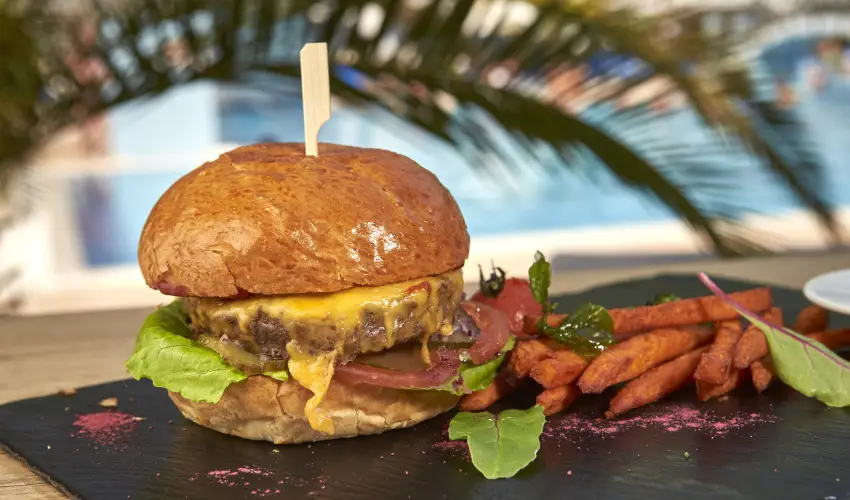 Silver Hotel Hajdszoboszl - Mjus 1. - specilis elrefizetssel