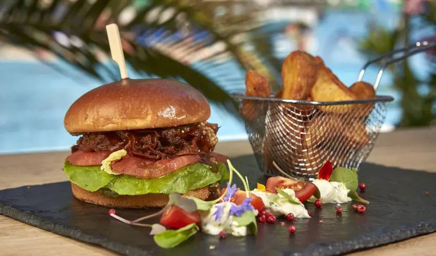 Silver Hotel Hajdszoboszl - Mjus 1. - specilis elrefizetssel