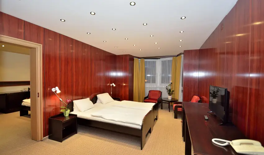 Hotel Solar Nagyatd - Mjus 1.