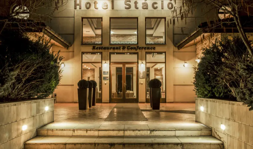 Hotel Stci Wellness & Konferencia Vecss - Mjus 1. (min. 2 j)