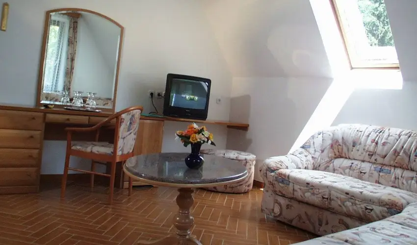 Hotel Szeleta Lillafred - Mjus 1. (min. 2 j)