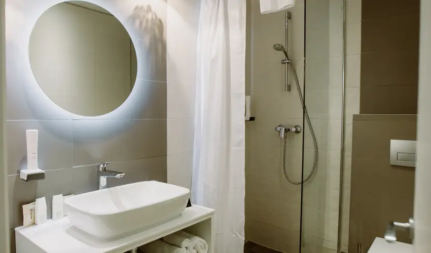 The Hotel Unforgettable - Hotel Tiliana by Homoky Hotels Budapest - Mjus 1. - teljes elrefizetssel