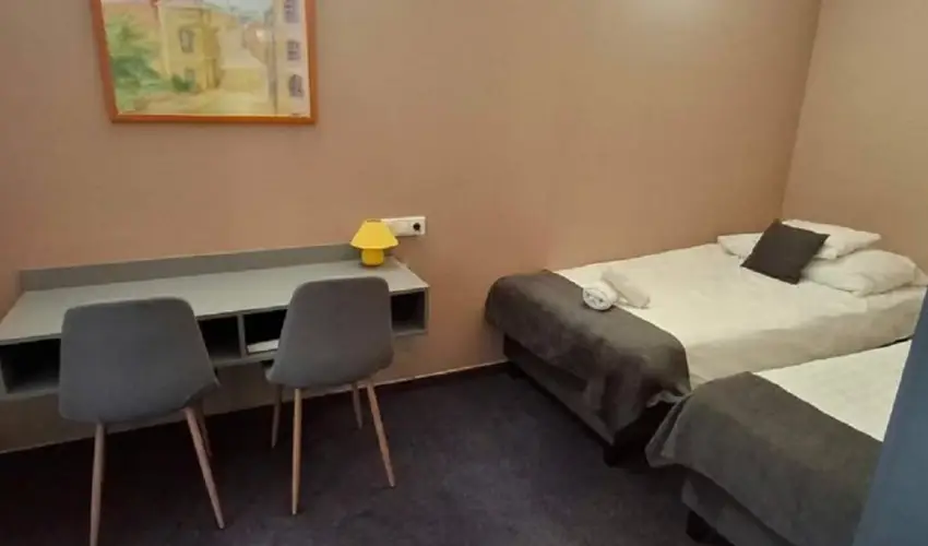 Hotel Unicornis Eger - M�jus 1.