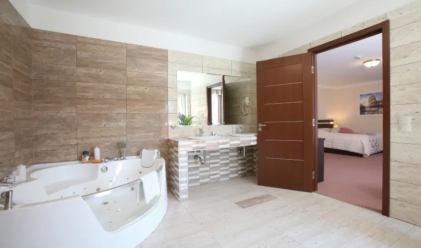 Terml Hotel Vesta Tpiszecs - Mjus 1. (min. 2 j)